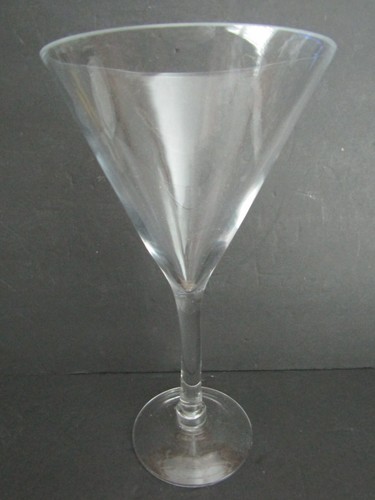 Giant martini stemmed - giant, 12"