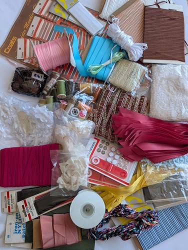 Large job lot - lot#16-, ribbon