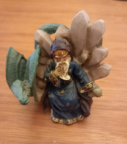 Resin wizard seated crystal - seated, in