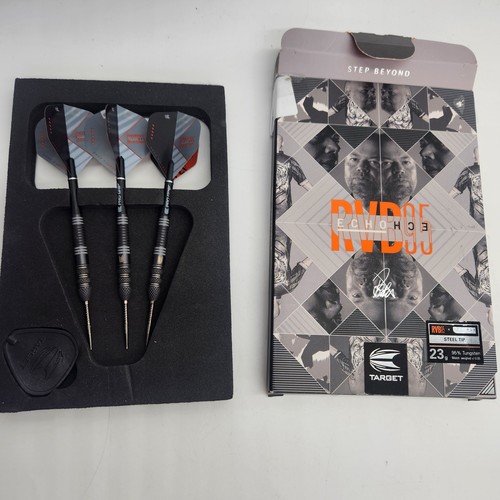 Target raymond van barneveld - van,