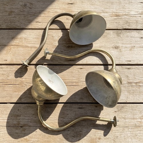 Vintage brass swan - swan, pub