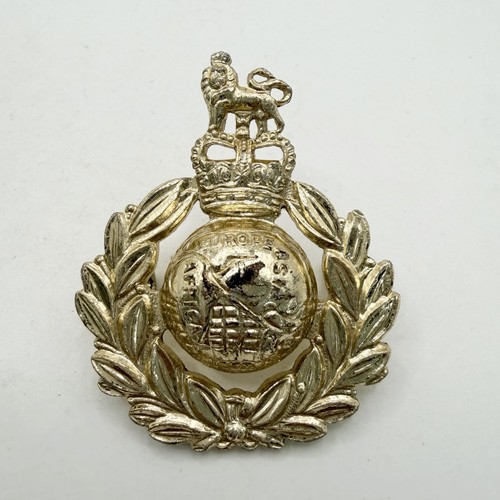Genuine qe2 royal - genuine,