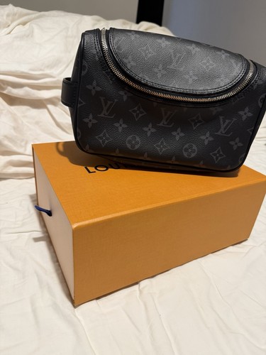 Brand new louis - brand, vuitton