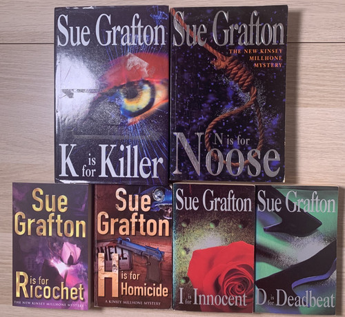 Sue grafton book bundle - 6,