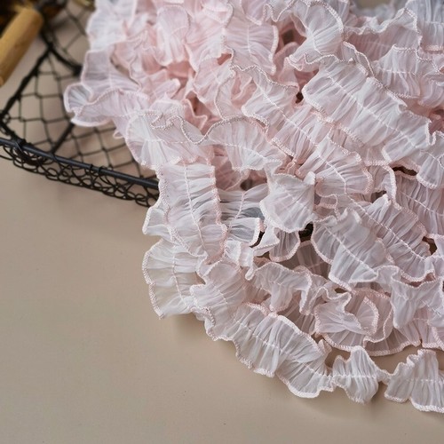 Pleated scallop edge - pleated,