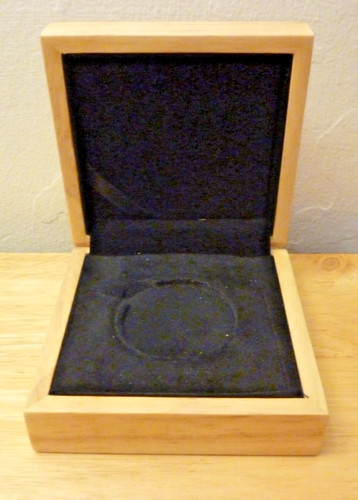 Quality wooden display box - wooden,