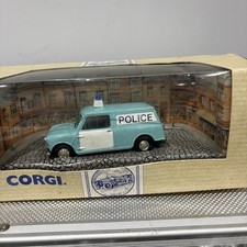 Corgi 96951 Morris Mini Police