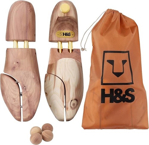 Cedar wood shoe stretcher - wood,
