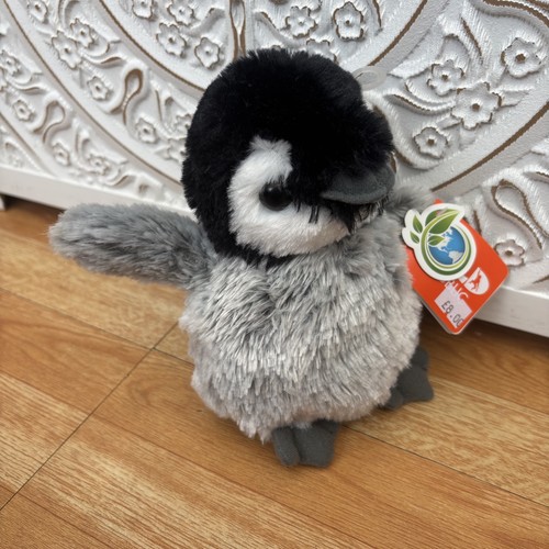 Penguin playful wild - wild, republic
