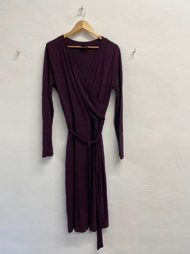 Gorgeous editors cut - , burgundy