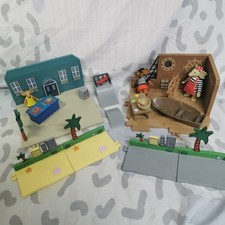 Rastamouse Playset Skateboard Pirates Dj Beach Easy Crew Figures Cbeebies 