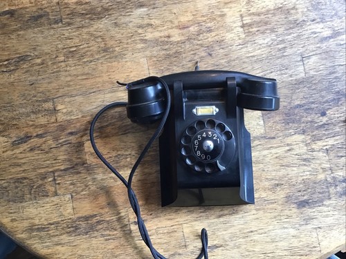 Wall phone bachelite - wall,
