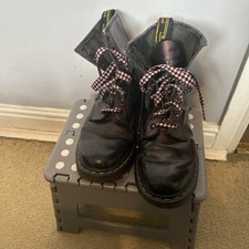 Dr Martens Womens 8-hole boots