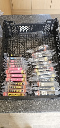 525 526 ink cartridges - &, c-526