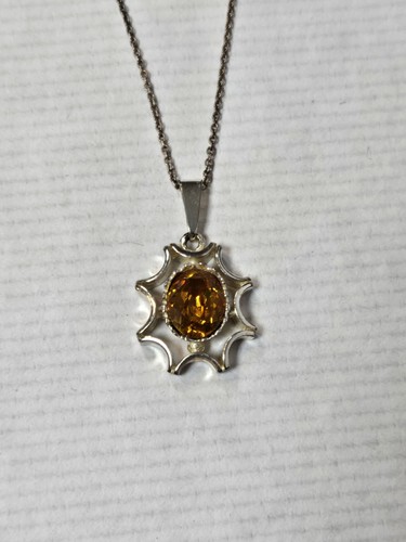 Small amber coloured 925