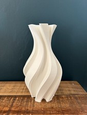 3D Printed Vase - Swirl Vase Flower Vase Ornamental Vase - Dried Flower Vase