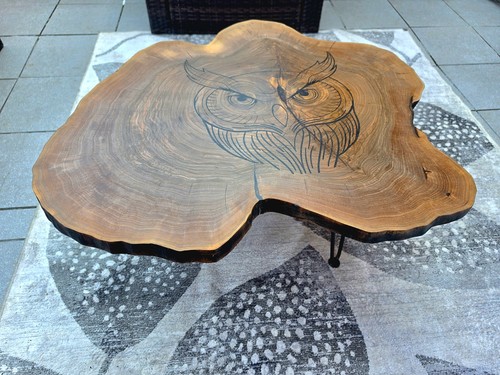 Live edge walnut - live, coffee