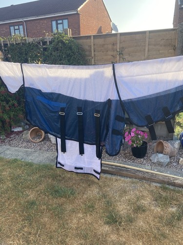 Fly rug with full neck - rug,