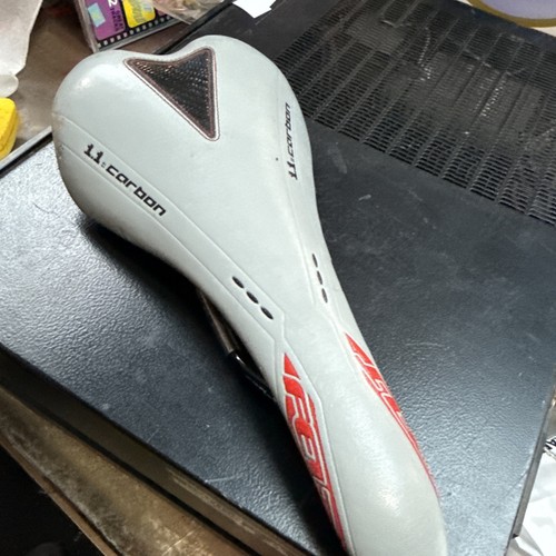 Felt carbon seat - felt,