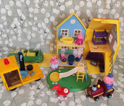Peppa pig fold house - peppa,