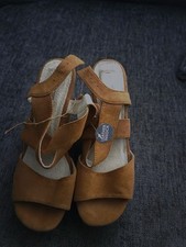 Brown Heeled Wedge Shoes Size