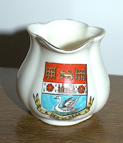 Vintage goss crested - vintage, ware