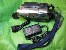 Sony CCD-TRV608 Hi8 Camcorder