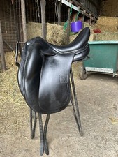 Childeric dressage  Saddle MW 17 In very good condition 