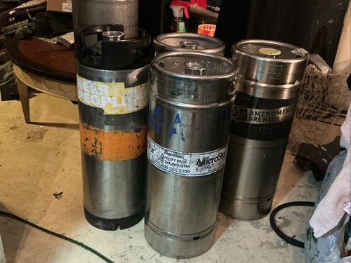 Beer keg vintage used - keg, s5