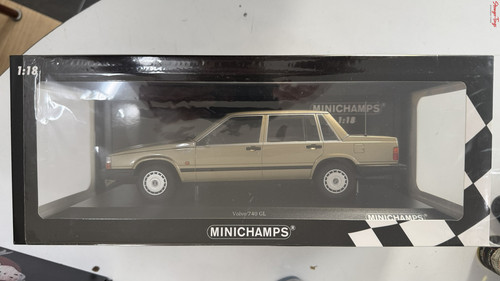 Minchamps volvo 740 1986 - minchamps,