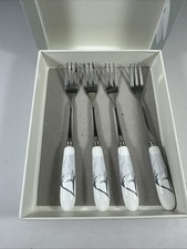 Set Of 4 Laura Ashley Cake