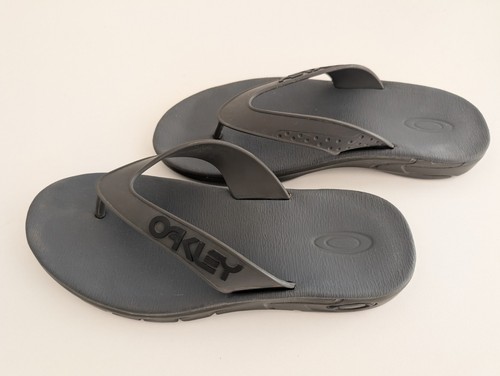 Oakley flip flop sandals - flip,