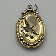 Victorian Antique 9ct Back And