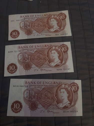 Ten shilling notes unc mint - ten, x3