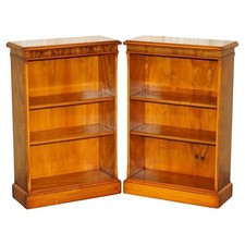 LOVELY PAIR BEVAN FUNNELL ENGLAND FLAMED MAHOGANY DWARF OPEN LIBRARY BOOKCASES