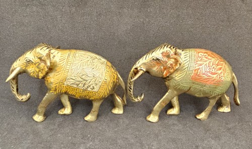 Pair matching vintage - a,