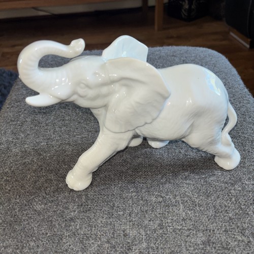 Porcelain elephant vintage - elephant,