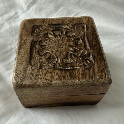 Carved wooden hinged square - hinged,