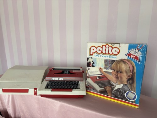 Early vintage petite - 90’s,