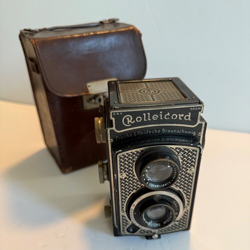 Rolleicord film camera - rolleicord, case