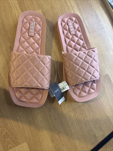 Next pink sliders flip - pink, sliders.