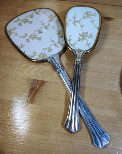 Dresser set vintage art - dresser,