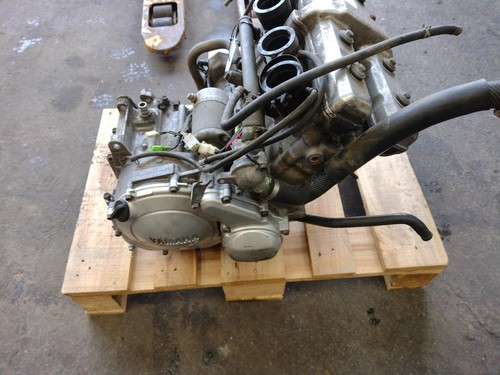 1995 yamaha fzr600r - yamaha,