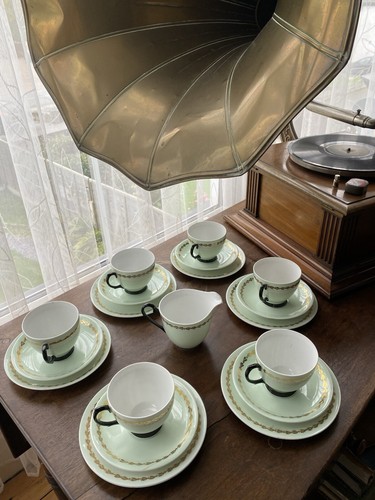 Windsor 1960s art deco style - art,