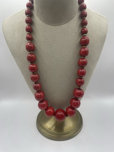 Red wooded chunky graduated - red,