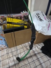 Barnett Lil’ Banshee Compound bow