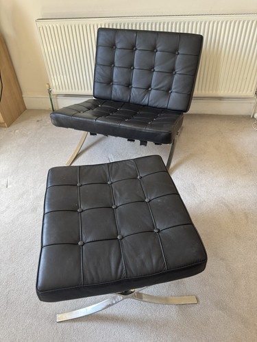 Modernist barcelona chair - barcelona,