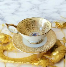 Aynsley "Hampshire" bone china teacup and saucer