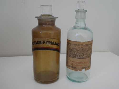 Vintage apothecary chemist - vintage,