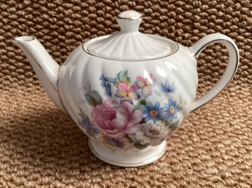 Sadler floral fluted - floral, ~~